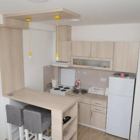 Fast Sleep & Go 3 Apartment Paracin Exterior photo