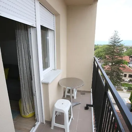 Fast Sleep & Go 3 Apartment Paracin Exterior photo